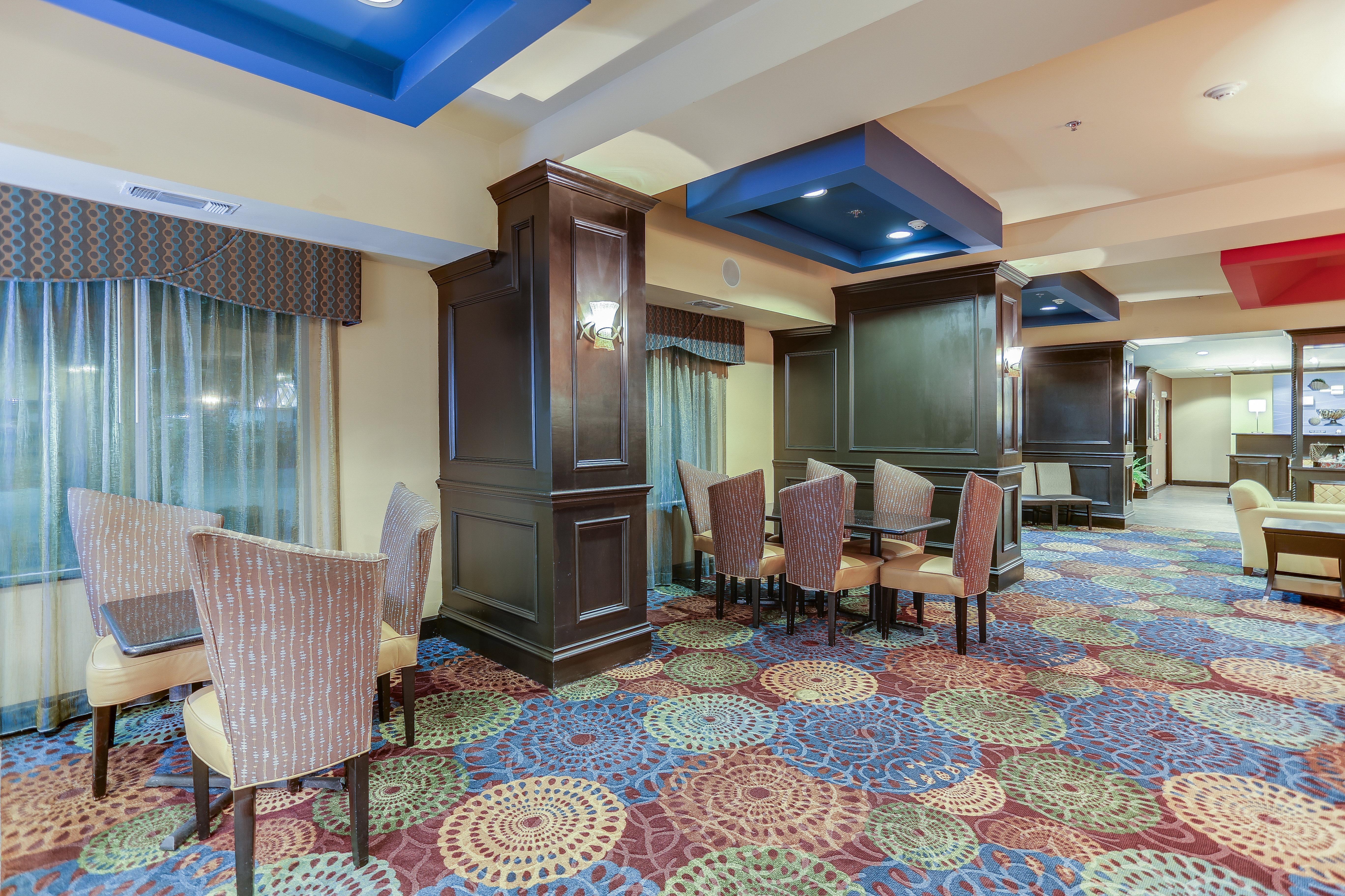 Holiday Inn Express Hotel & Suites Huntsville By Ihg Εξωτερικό φωτογραφία
