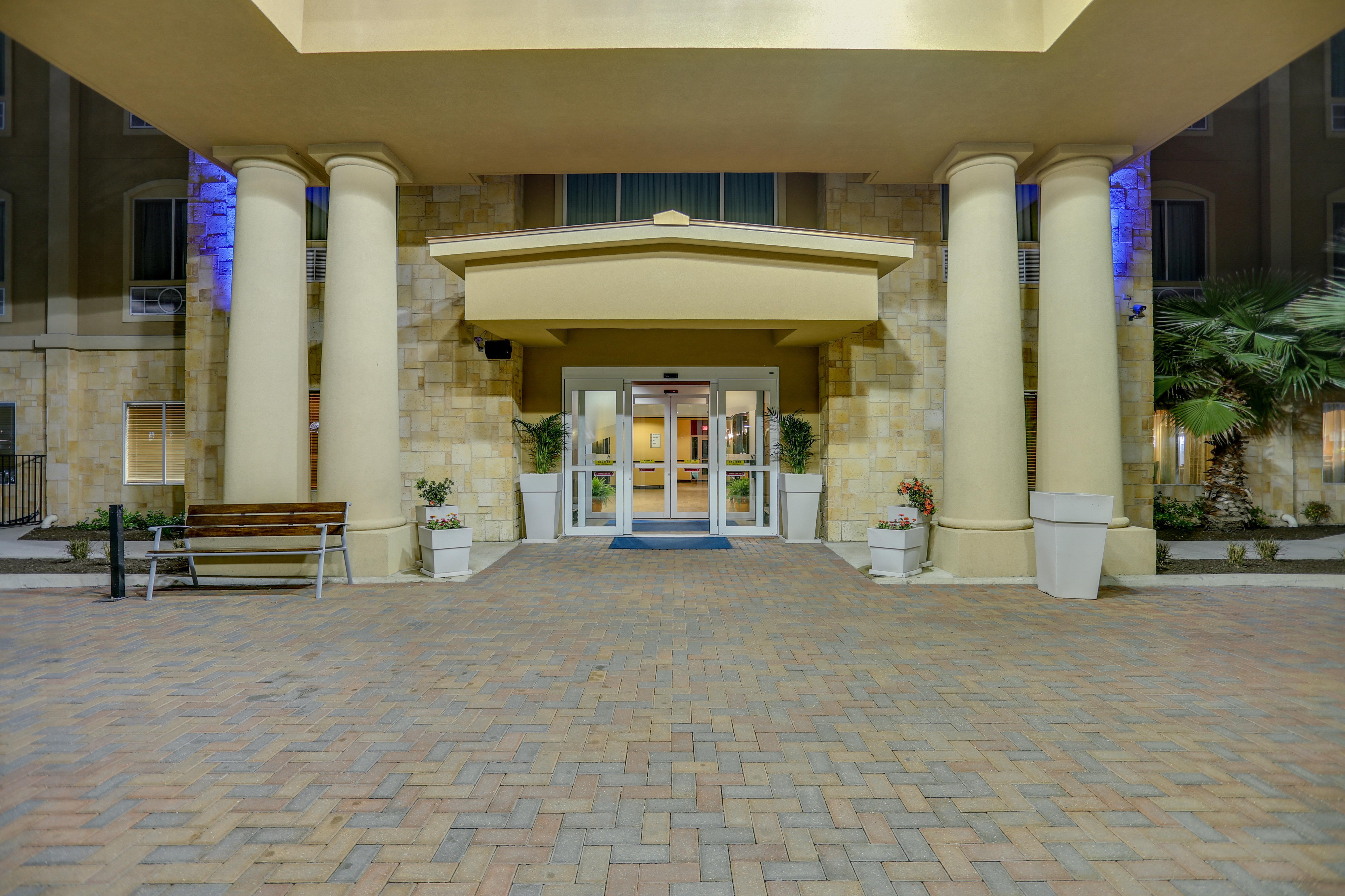 Holiday Inn Express Hotel & Suites Huntsville By Ihg Εξωτερικό φωτογραφία