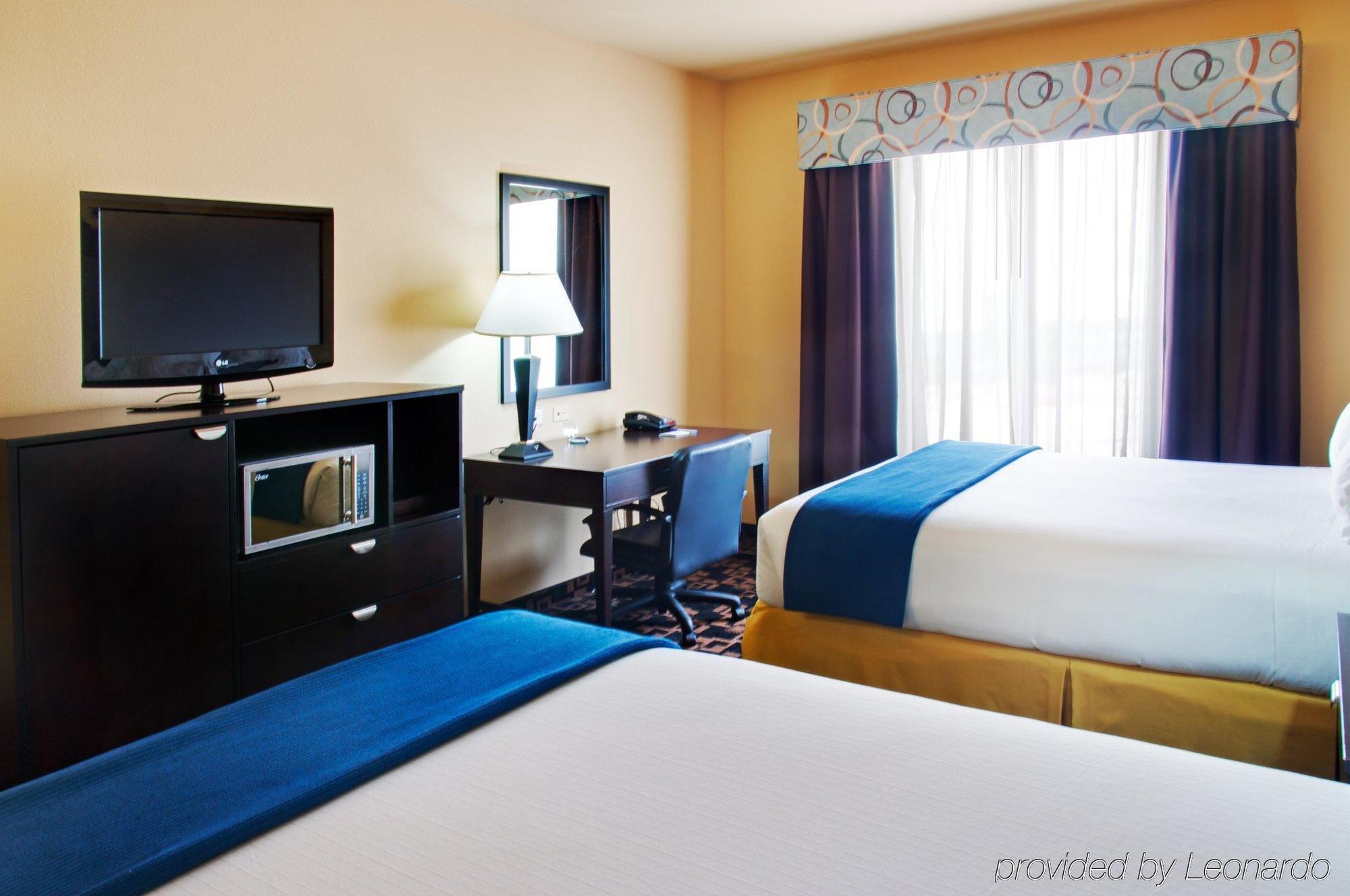 Holiday Inn Express Hotel & Suites Huntsville By Ihg Δωμάτιο φωτογραφία