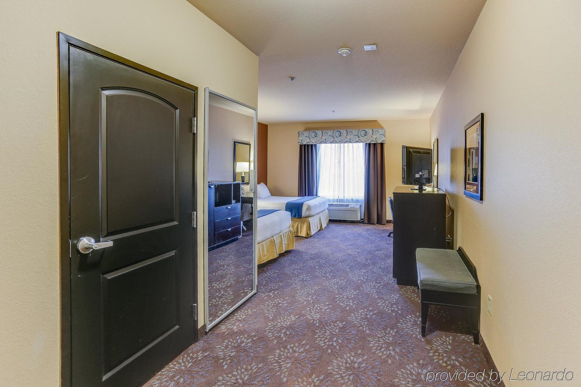 Holiday Inn Express Hotel & Suites Huntsville By Ihg Εξωτερικό φωτογραφία