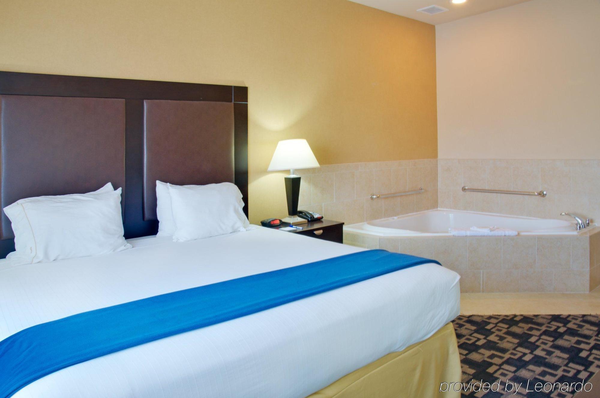 Holiday Inn Express Hotel & Suites Huntsville By Ihg Εξωτερικό φωτογραφία