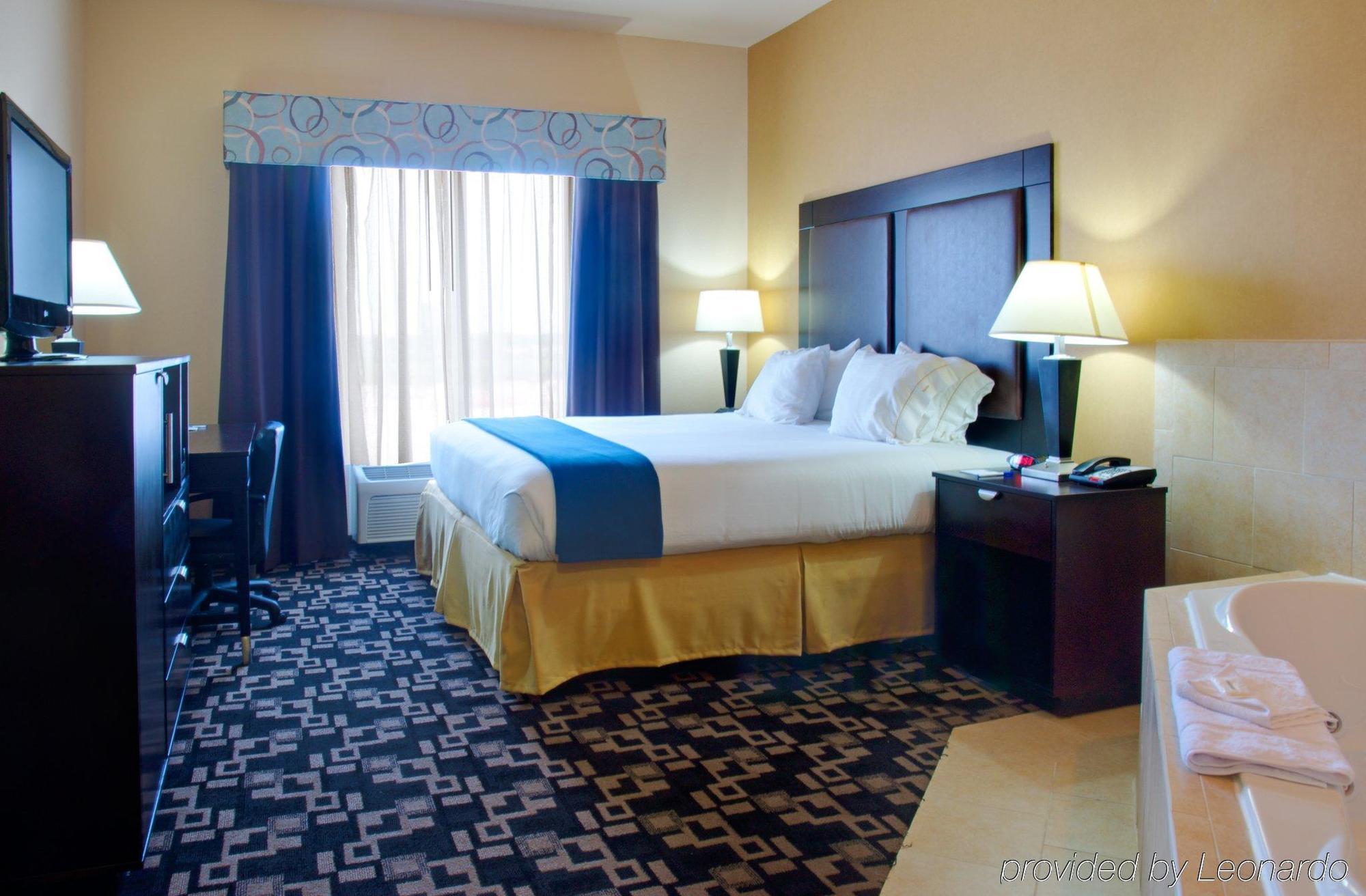 Holiday Inn Express Hotel & Suites Huntsville By Ihg Εξωτερικό φωτογραφία