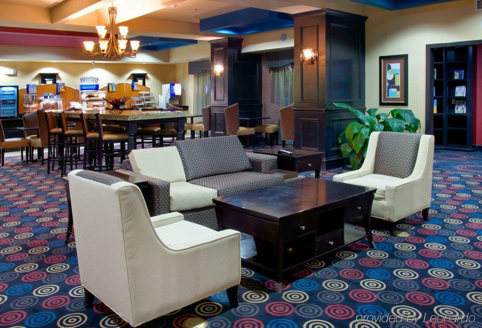 Holiday Inn Express Hotel & Suites Huntsville By Ihg Εξωτερικό φωτογραφία